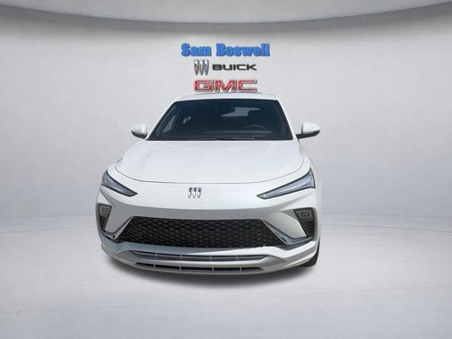 White Frost Tricoat 2026 Buick Envista Avenir FWD