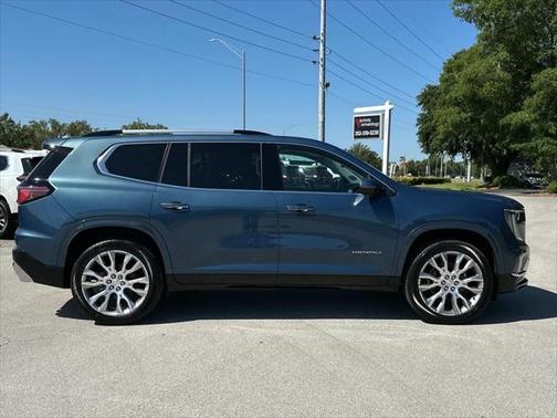 2025 GMC Acadia Denali