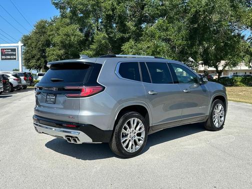 2025 GMC Acadia Denali