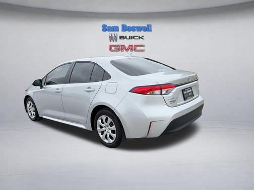 Classic Silver Metallic 2024 Toyota Corolla LE