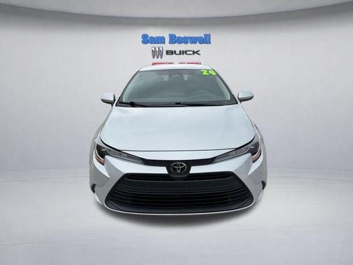 Classic Silver Metallic 2024 Toyota Corolla LE