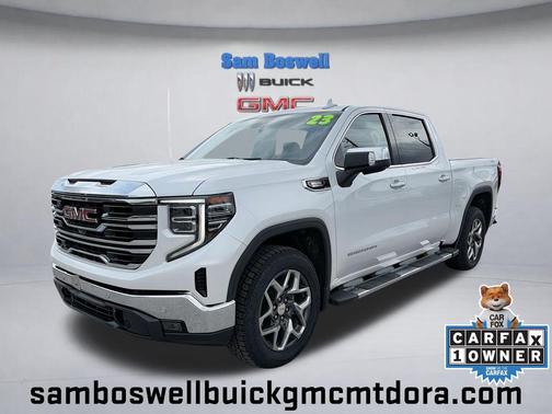 White Frost Tricoat 2023 GMC Sierra 1500 SLT