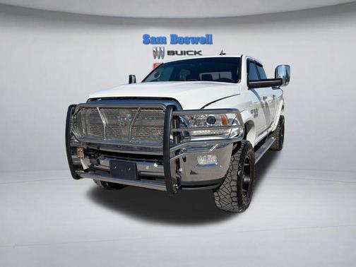 2018 RAM 2500 Laramie Crew Cab 4x4 6'4' Box