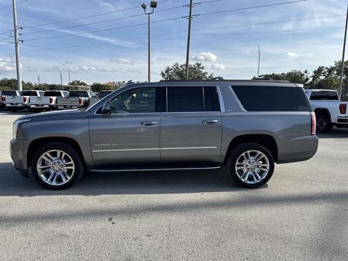 2018 GMC Yukon XL SLT