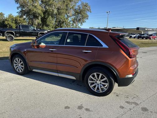 2020 Cadillac XT4 Premium Luxury