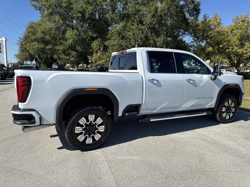 2026 GMC Sierra 3500 Denali