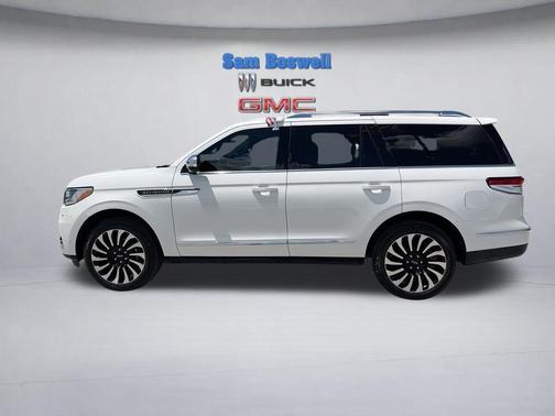 PRISTINE WHITE METALLIC 3C 2024 Lincoln Navigator Black Label