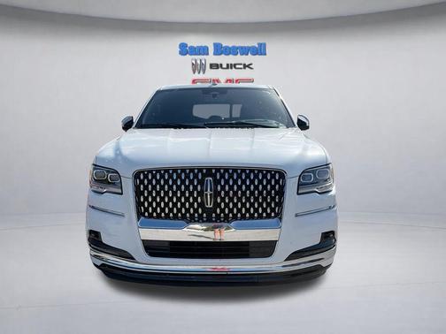 PRISTINE WHITE METALLIC 3C 2024 Lincoln Navigator Black Label