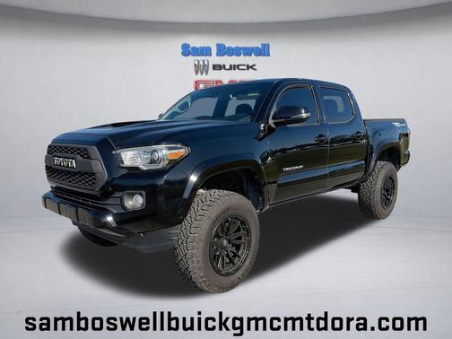 Midnight Black Metallic 2020 Toyota Tacoma TRD Sport