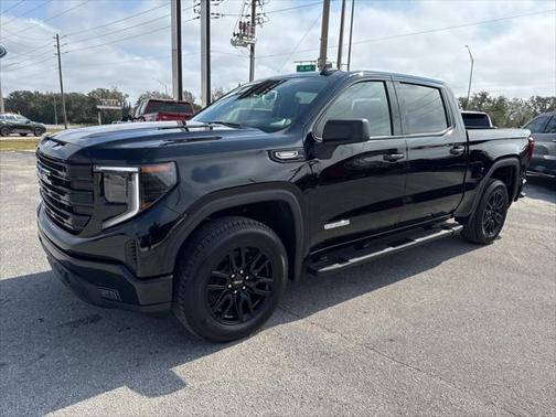 2025 GMC Sierra 1500 Elevation