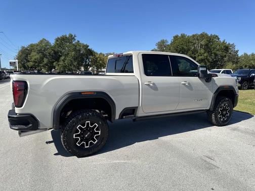 2026 GMC Sierra 2500 AT4