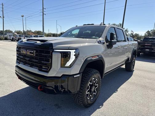 2026 GMC Sierra 2500 AT4