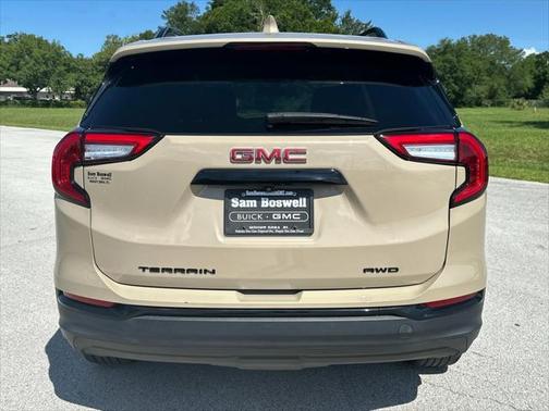 2023 GMC Terrain SLT
