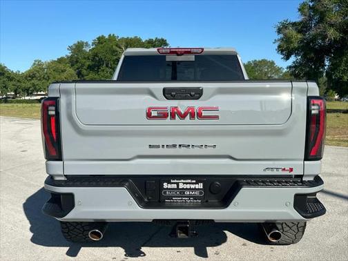 2025 GMC Sierra 2500 AT4