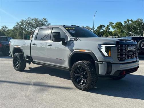 2025 GMC Sierra 2500 AT4