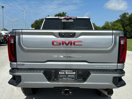 2025 GMC Sierra 2500 Denali