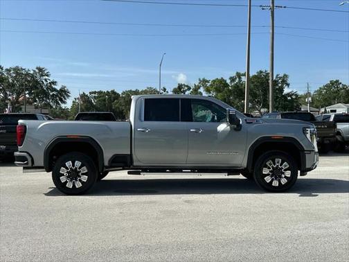 2025 GMC Sierra 2500 Denali