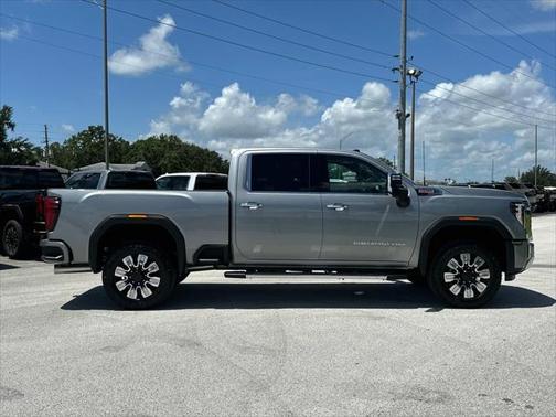2025 GMC Sierra 2500 Denali