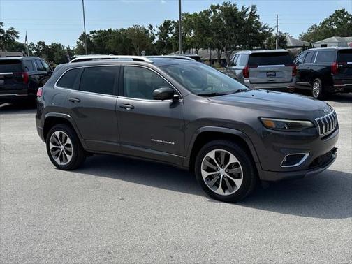 2019 Jeep Cherokee Overland