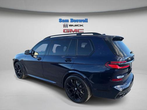 2026 BMW X7 M60i