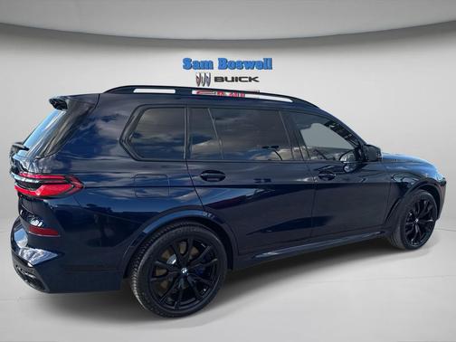 2026 BMW X7 M60i