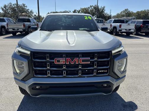2024 GMC Canyon AT4