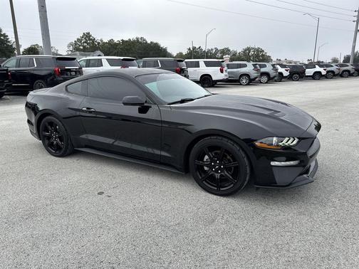 2020 Ford Mustang EcoBoost