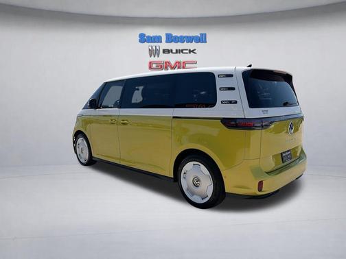 Mahi Green 2025 Volkswagen ID. Buzz 1st Edition