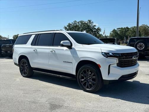 2024 Chevrolet Suburban RST