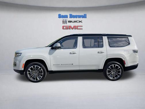 Luxury White Pearlcoat 2022 Jeep Grand Wagoneer Series III 4x4