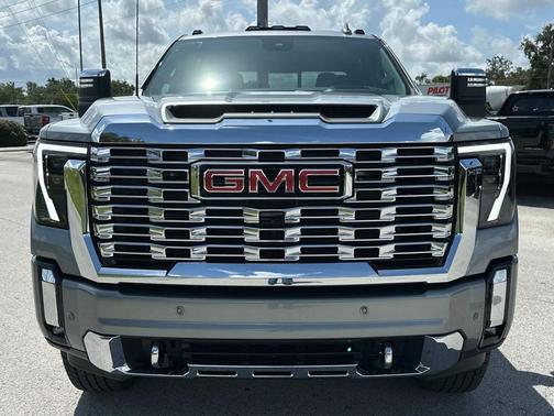 2025 GMC Sierra 2500 Denali