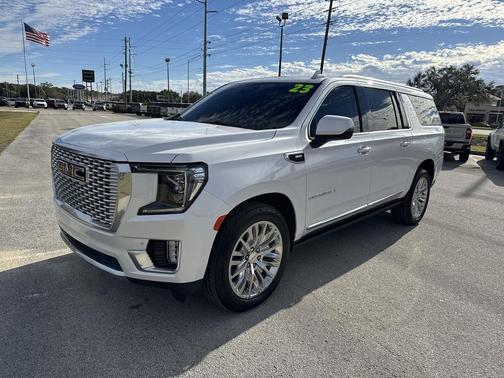 2023 GMC Yukon XL Denali