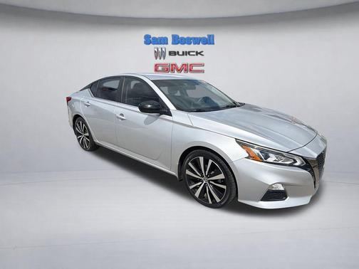 Brilliant Silver Metallic 2019 Nissan Altima 2.5 SR