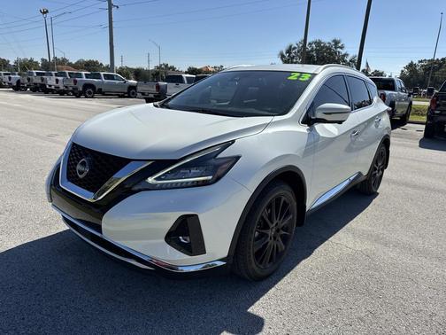 2023 Nissan Murano SL FWD