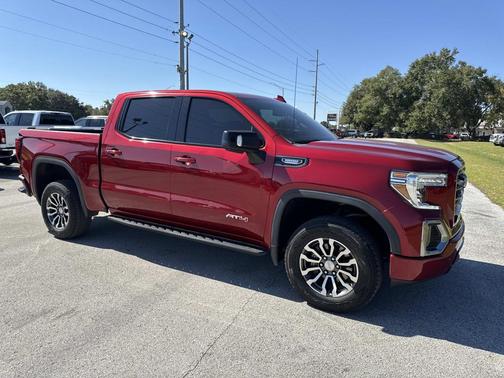 2022 GMC Sierra 1500 AT4