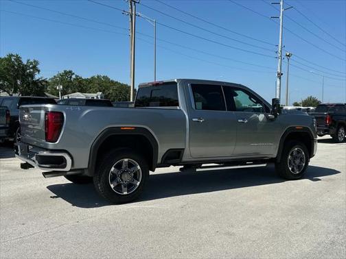 2025 GMC Sierra 2500 SLT