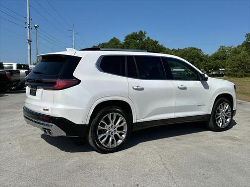 2025 GMC Acadia Denali