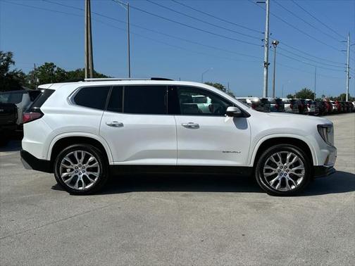 2025 GMC Acadia Denali