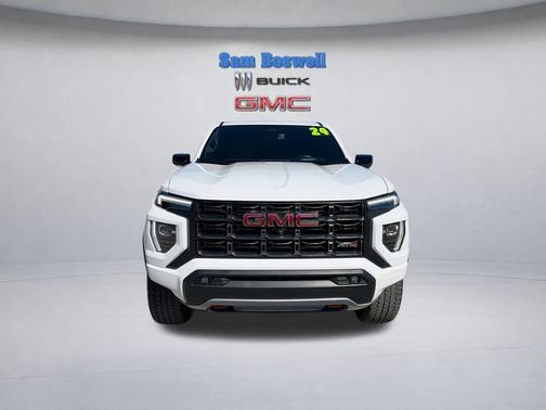2024 GMC Canyon AT4