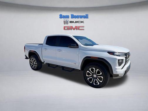 2024 GMC Canyon AT4
