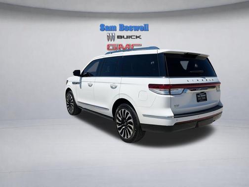 PRISTINE WHITE METALLIC 3C 2023 Lincoln Navigator Black Label