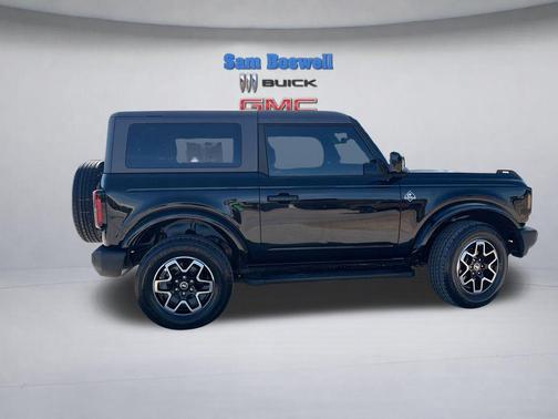 2022 Ford Bronco Outer Banks
