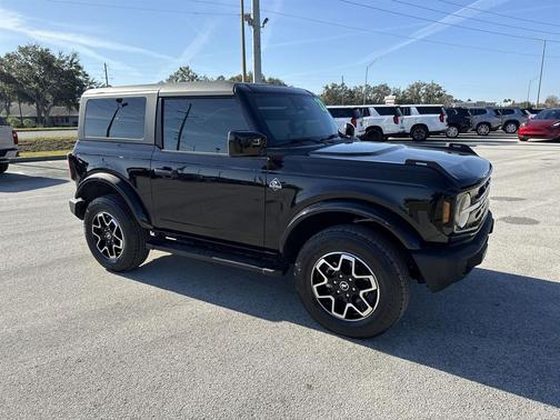 2022 Ford Bronco Outer Banks