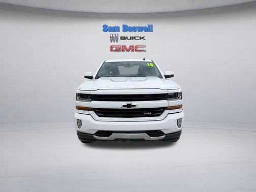 Summit White 2018 Chevrolet Silverado 1500 2LT