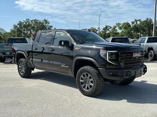 2025 GMC Sierra 1500 AT4X