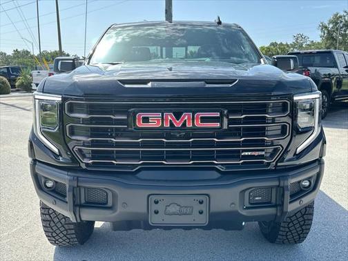 2025 GMC Sierra 1500 AT4X
