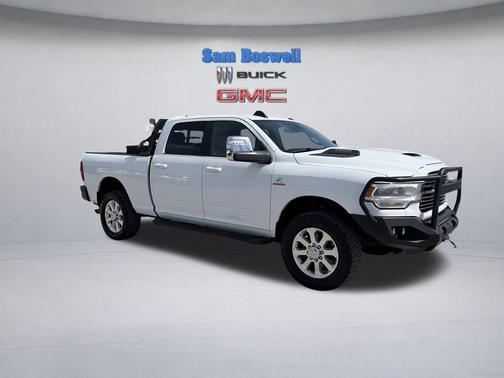 2024 RAM 2500 Laramie Crew Cab 4x4 6'4' Box