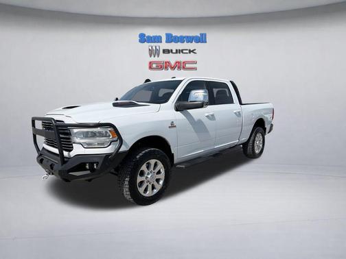 2024 RAM 2500 Laramie Crew Cab 4x4 6'4' Box