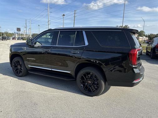 2026 GMC Yukon 2WD Elevation