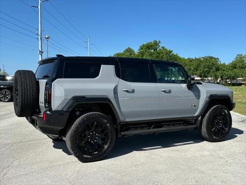 2025 GMC HUMMER EV SUV 2X